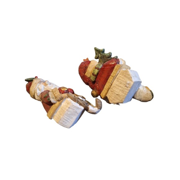 #1 Vintage “Wood Grain” Resin Santa and Snowman Stocking Hangers - Set of (2) - Picture 3 of 5